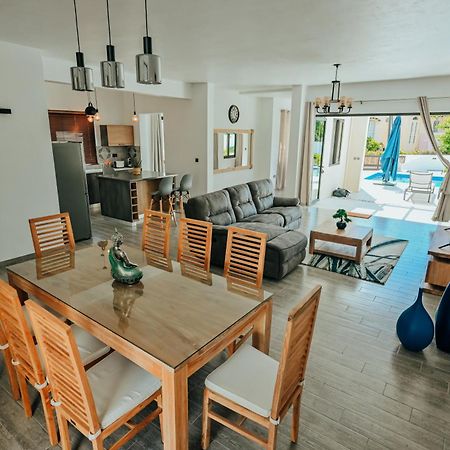 Two Villas Tamarin Bagian luar foto